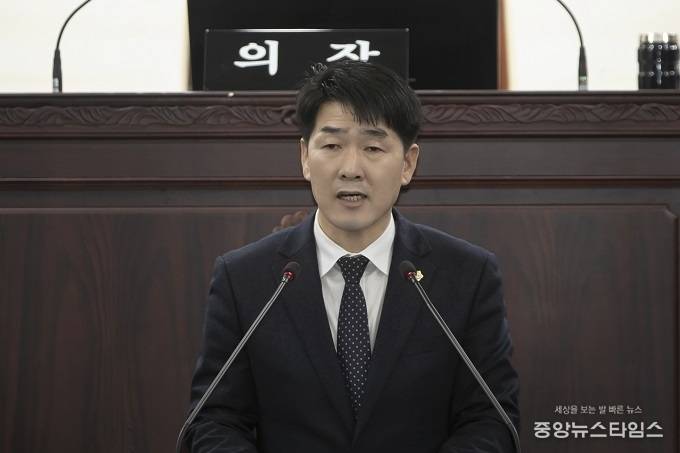 배정수 화성시의원이 5분 자유발언을 하고 있다. (사진=화성시의회)