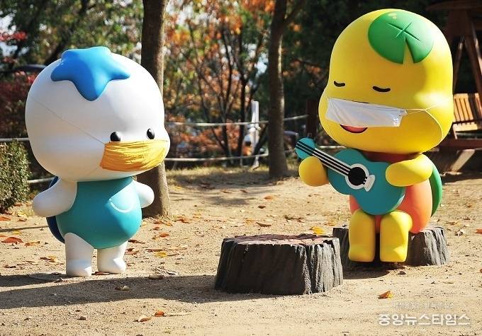 소래산놀자숲에 설치돼 있는 해토로로 모형