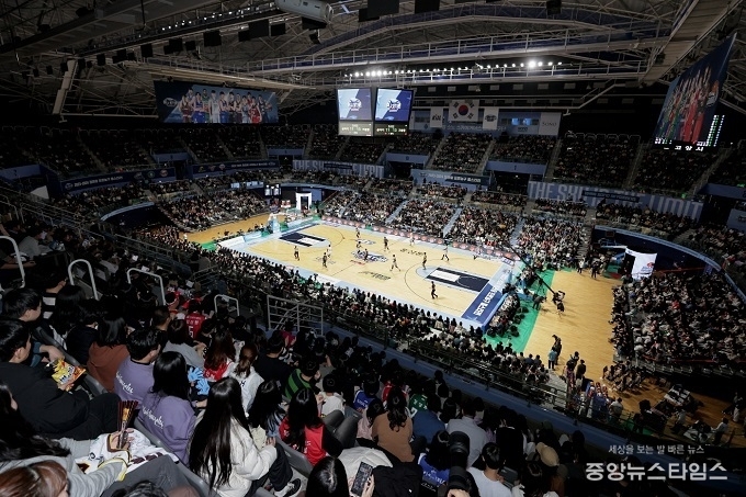 14일 고양시 일산서구 고양 소노 아레나에서 열린 '2023-2024 정관장 프로농구' 올스타전 경기 모습.(사진=고양시)