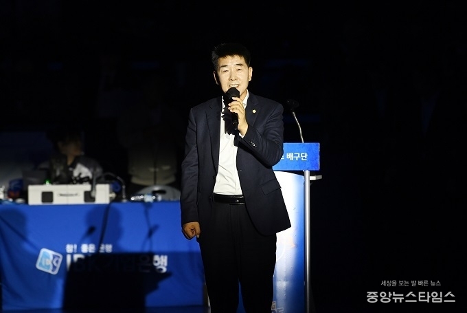축사 중인 배정수 의장.(사진=화성시의회)