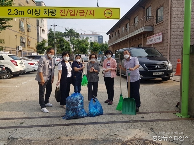 주민이 직접 관리하는 나눔주차장 사례. 모두가 함께 따뜻한 마을을 만들어가고 있다.(시흥시 제공)