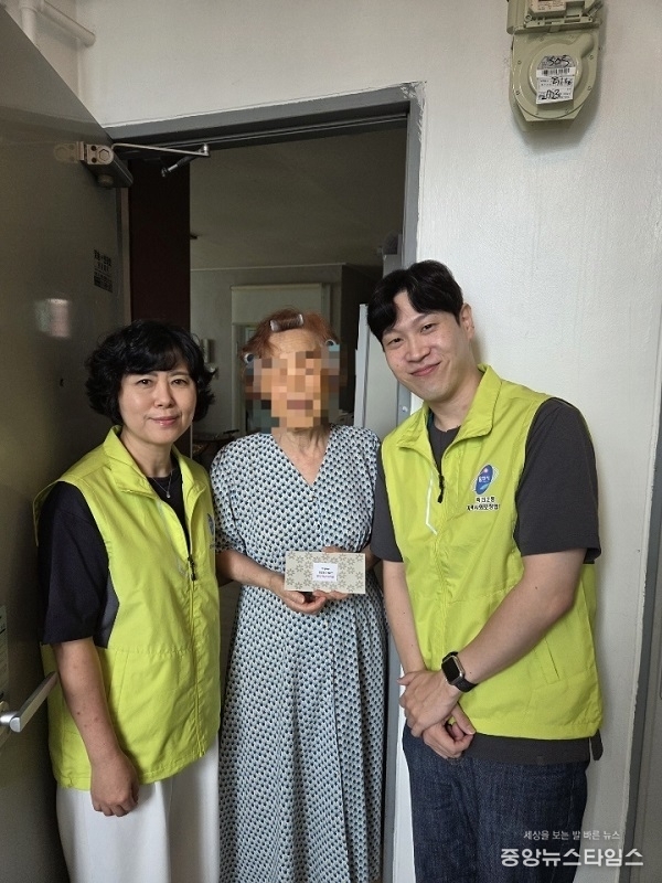 수지구 죽전2동 지역사회보장협의체는 취약계층에 외식 쿠폰을 지원했다.(용인시 제공)