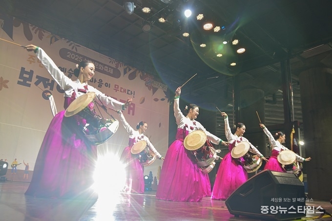 보정동 주민자치위원회 ‘보정아트FESTA’ 작품발표회.(용인시 제공)