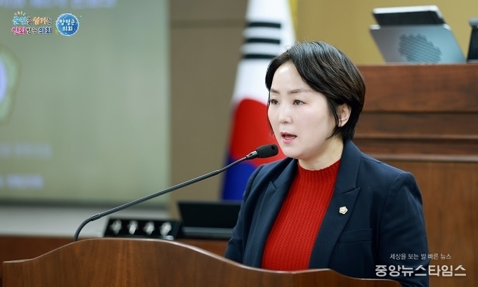 지민희 양평군의회 부의장이 제314회 임시회 본회의에서 5분 자유발언을 하고 있다.(사진=지민희 군의원)