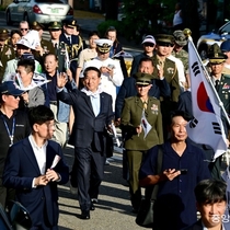 “과거의 희생, 미래의 평화로”...인천시, 제75주년 인천상륙작전 거리퍼레이드