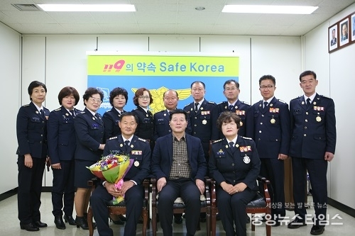 연힙회장 임용장 수여식 1.JPG