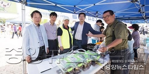 6-5-4 진위천 농특산물 대축제 .jpg