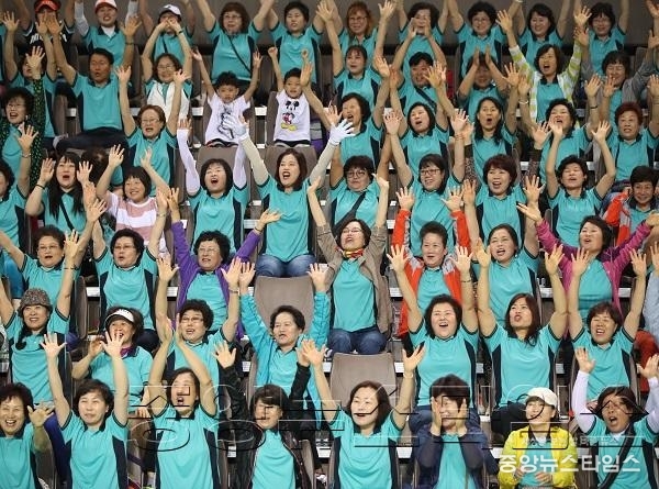 2-1. 제13회 화성시 여성화합 한마당.JPG