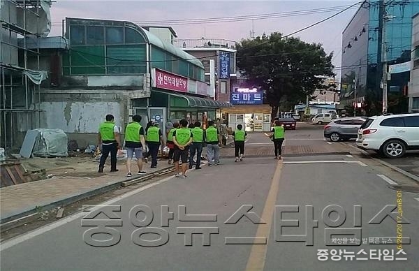 6-28-6 청소년지도협의회 우범지역 순찰활동 실시.jpg