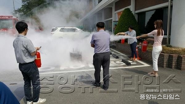 3-3. 맑은물사업소 화성소방서와 합동소방훈련.jpg