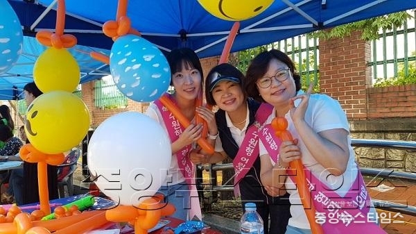 _수원형 어린이집 원장 봉사단_, 지역 축제 현장에서 어린이 위한 재능기부 활동 펼쳐.jpg