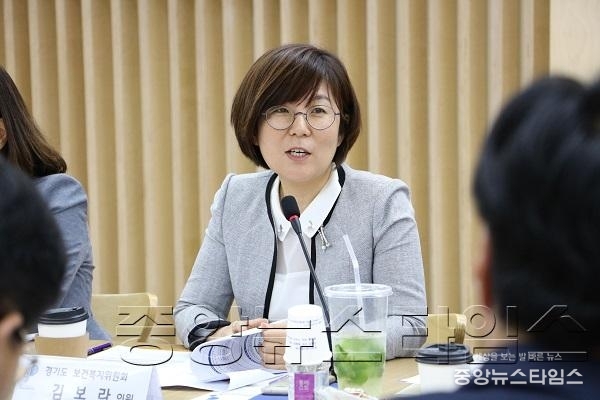 김보라3.jpg