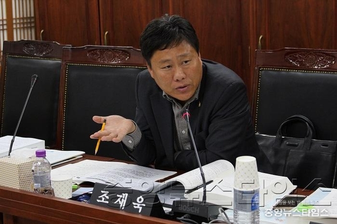 11.14조재욱_도내 천연가스 및 수소 자동차 충전소 부족 지적.JPG