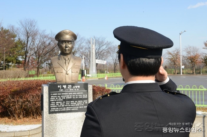 추모1.jpg
