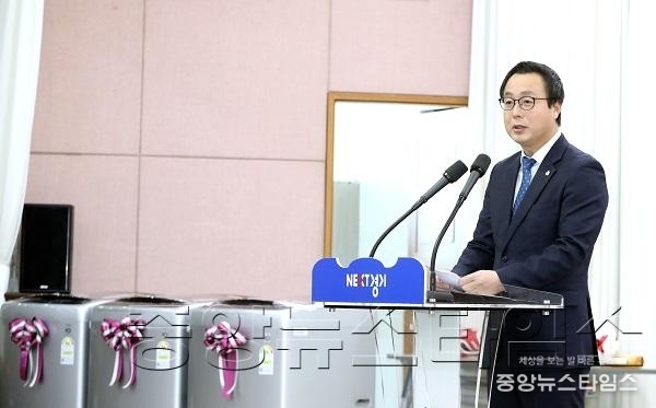 2017.12.4. 전국리사이클센터 세탁기 500대 전달식 (34).JPG