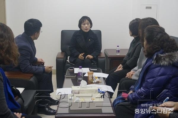 이순희 의원 사립유치원.JPG