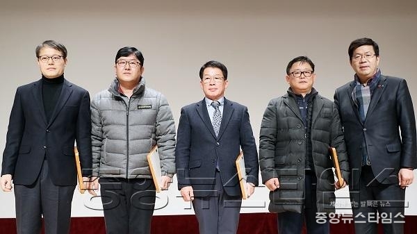12-13-1 지역건설사업 지원을 위한 전체간담회 (1).jpg