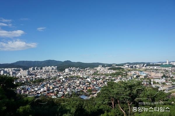 청명한 수원시.JPG