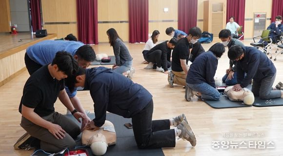 군포도시공사, 보건소와 함께하는 심폐소생술 교육 실시