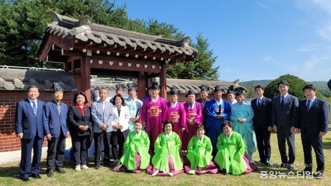 성균관유도회 동두천지부, 삼충단 추기제향 진행