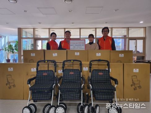 하남시 기업 ‘낭만살림’, 취약 노인계층에게 ‘실버카 15대’ 기탁