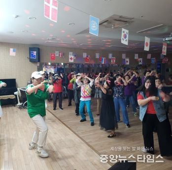 부평구 산곡노인문화센터, 노인의 날 행사 ‘청춘1번지’진행