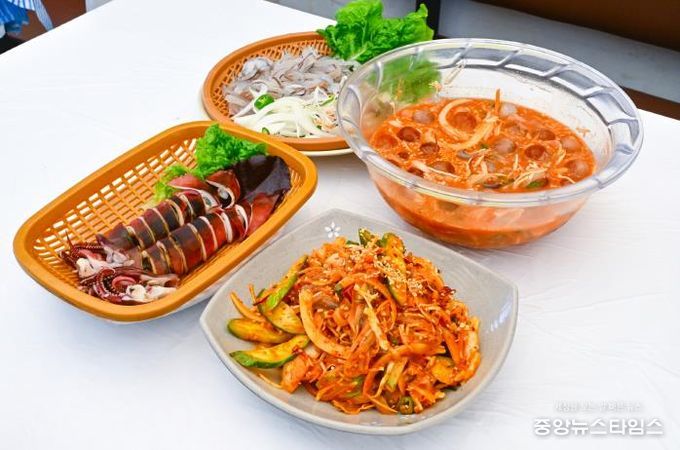속초오징어난전 풍경 및 음식 사진