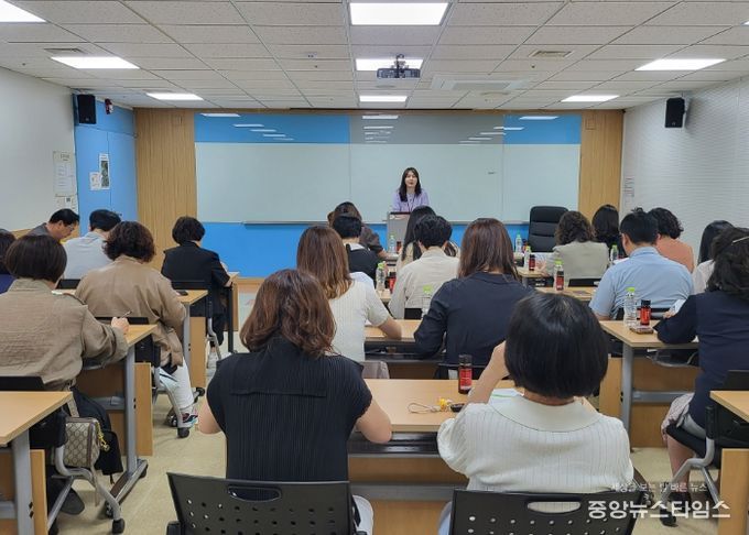 수원교육지원청, 학생 통학 차량 임차 업무 개선을 위한 학교 관리자 협의회 실시