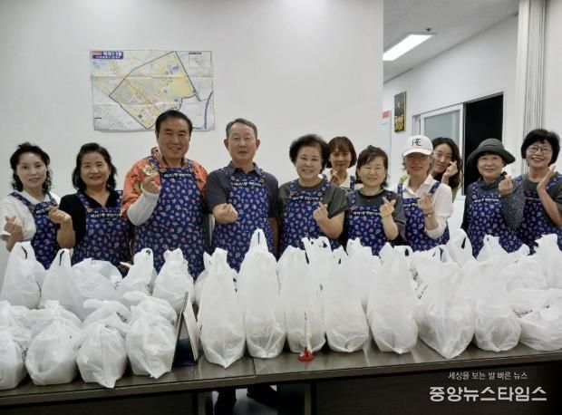 고양시 백석1동 주민자치회, 복맞이 삼계탕 나눔 활동 실시