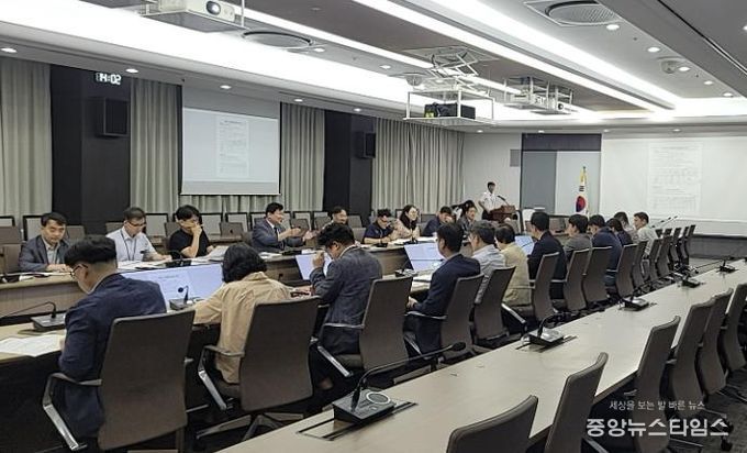 지난 상반기에 진행된 신속집행 회의 모습