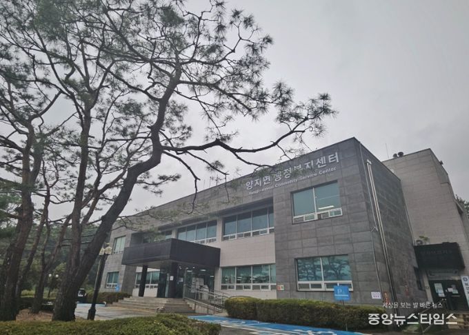 용인특례시 처인구 양지면이 읍으로 승격한다.