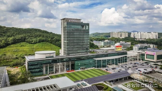 용인특례시청사 전경