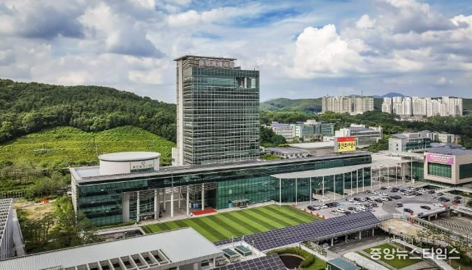 용인특례시청 전경