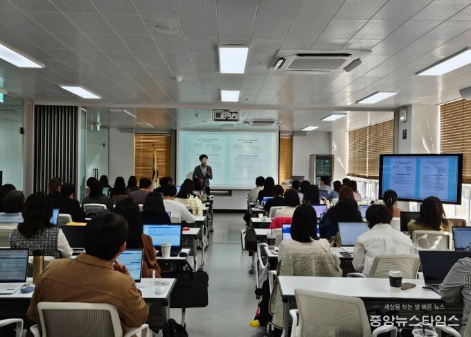 경기도안산교육지원청 특수교육지원센터, 특수교사들의 배움이 움트는'티움'연수 운영