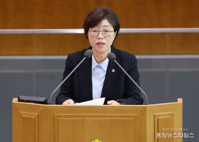 경기도의회 건설교통위원회 박옥분 의원(더불어민주당, 수원2)