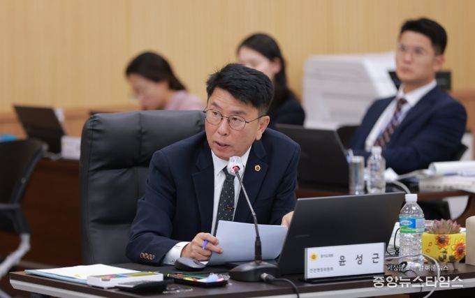 경기도의회 윤성근 의원