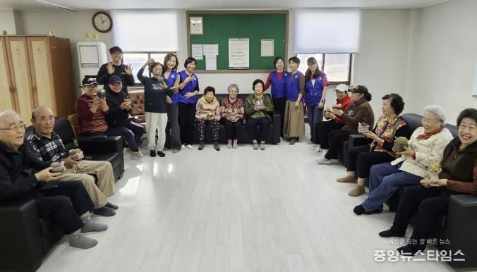 수원시 영통구 매탄4동 바르게살기운동위원회 세 번째 경로당 방문 !!