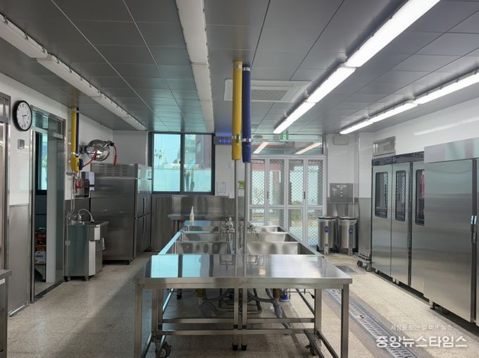 동명초 급식소 전면 개선