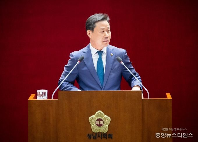 성남시의회 더불어민주당 이준배 대표의원 시정질문
