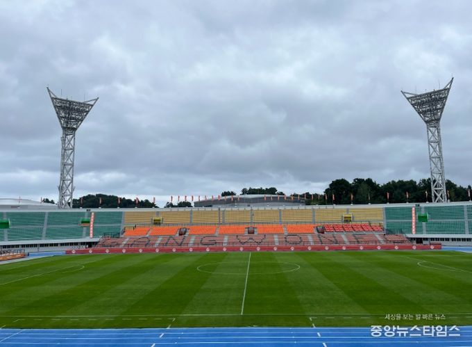 강릉종합운동장, 3년 연속 ‘그린 스타디움’상 수상