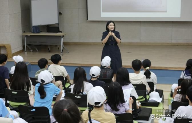‘꼬북클럽(GO! BOOKCLUB)’ 김혜정 작가와의 만남