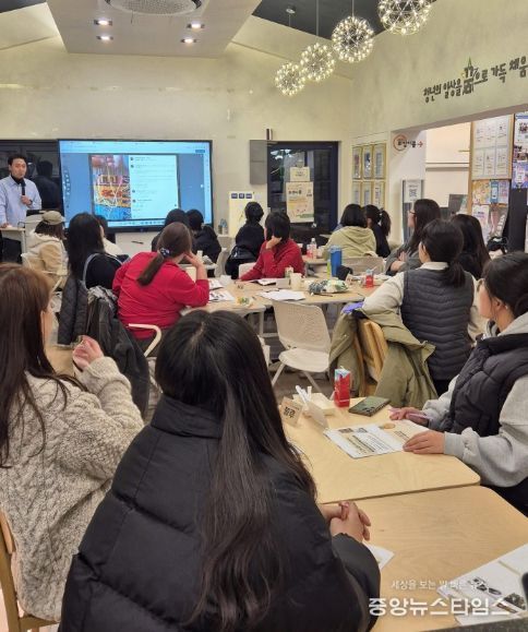 창작에서 전시까지…이천 청년기획자 양성과정 50일 여정 마무리