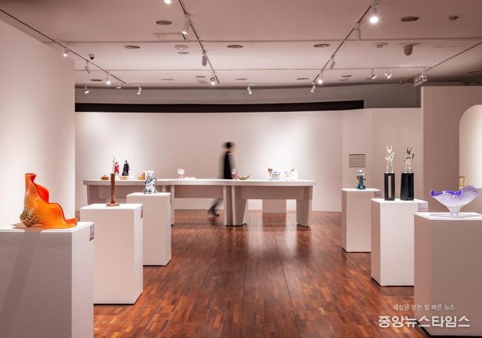 2025 경기도 공예주간 성과 기획전 ‘경계 이후, 공예의 층위’ 전시전경