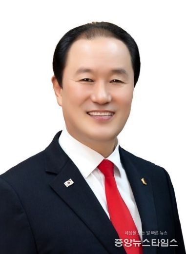 인천시의회 윤재상 의원, 강화풍물시장 온누리상품권 환급행사 선정 환영