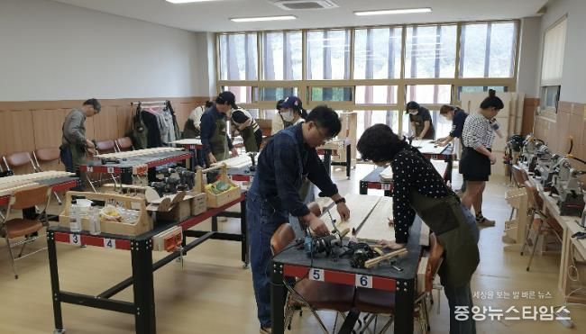 국민고향정선 '청년목수아카데미'로 기술교육-일자리-정착 선순환 구조 마련