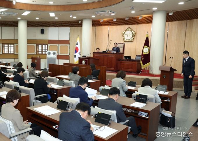 고양특례시의회, 제302회 임시회 개회...추경·시정질문·안건심사 집중