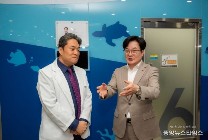 김병수 시장이 10일 관내 달빛어린이병원과 공공심야약국을 찾아 현장행정을 실시했다.