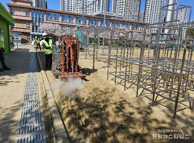 실외 어린이놀이시설 소독 지원