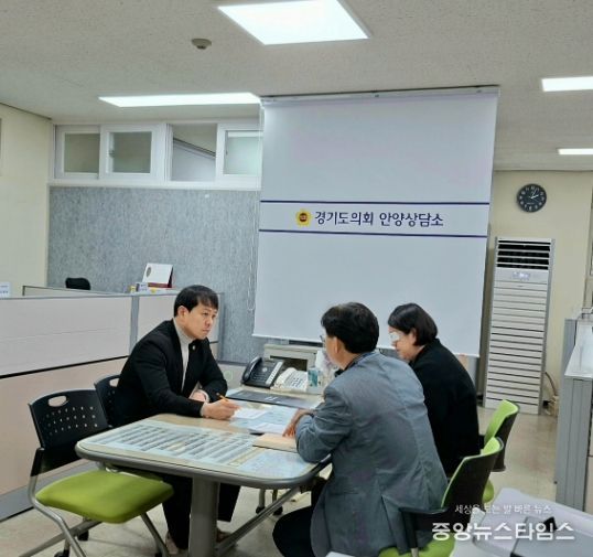 유영일 의원, 쓰레기 종량제봉투 수급안정 및 업사이클센터 추진점검