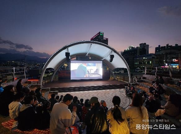 속초 선셋시네마 전경